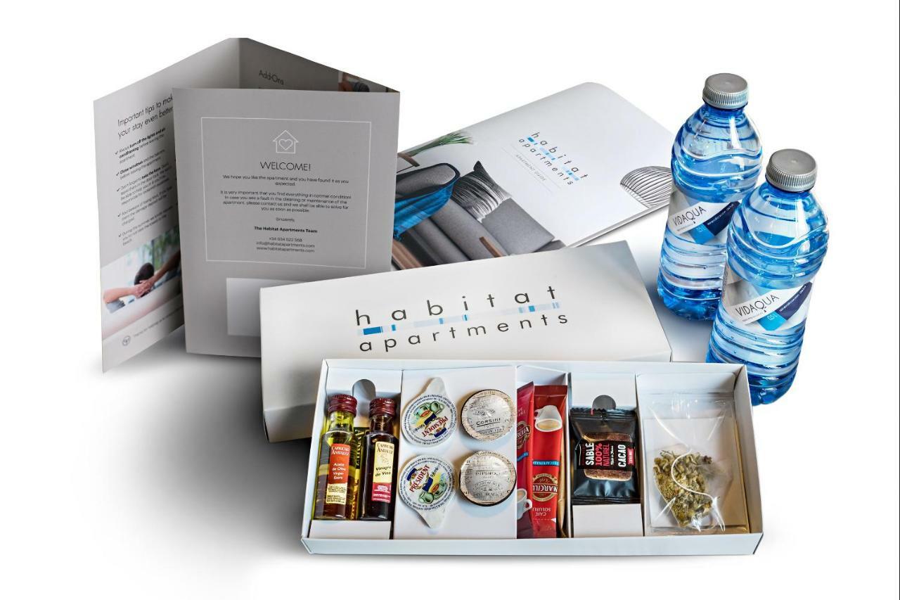 Habitat Apartments Guitart Barcelona Bagian luar foto